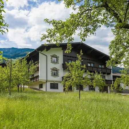 Farm stay Riemenerhof *